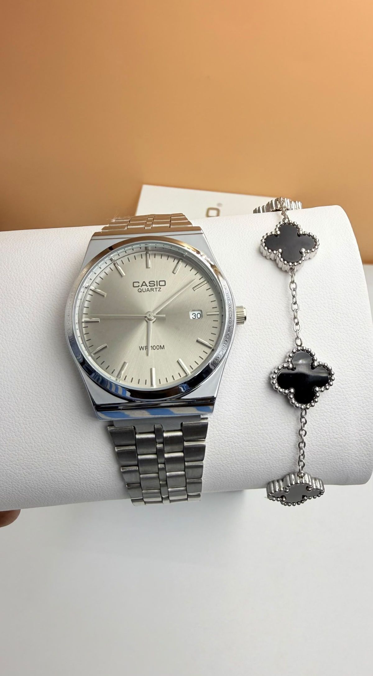 Montre casio avec bracelet
