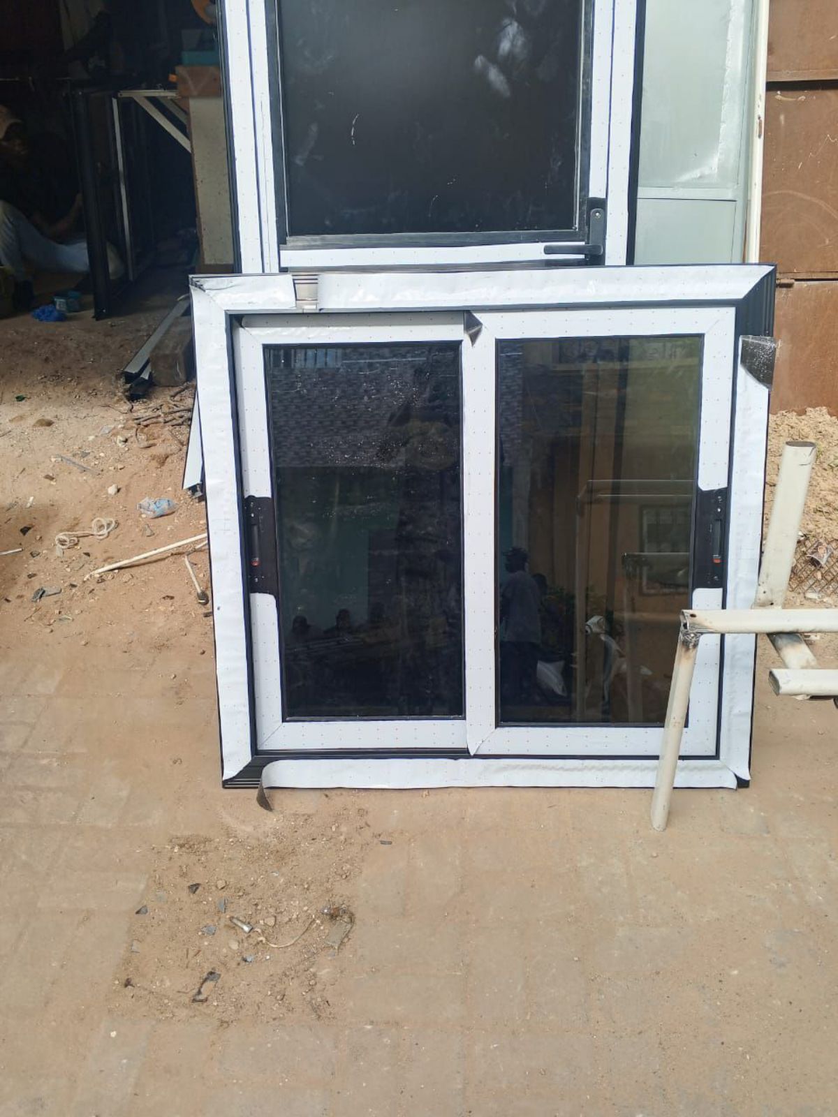 Vente aluminium, fenêtre, portes d&rsquo;aluminium