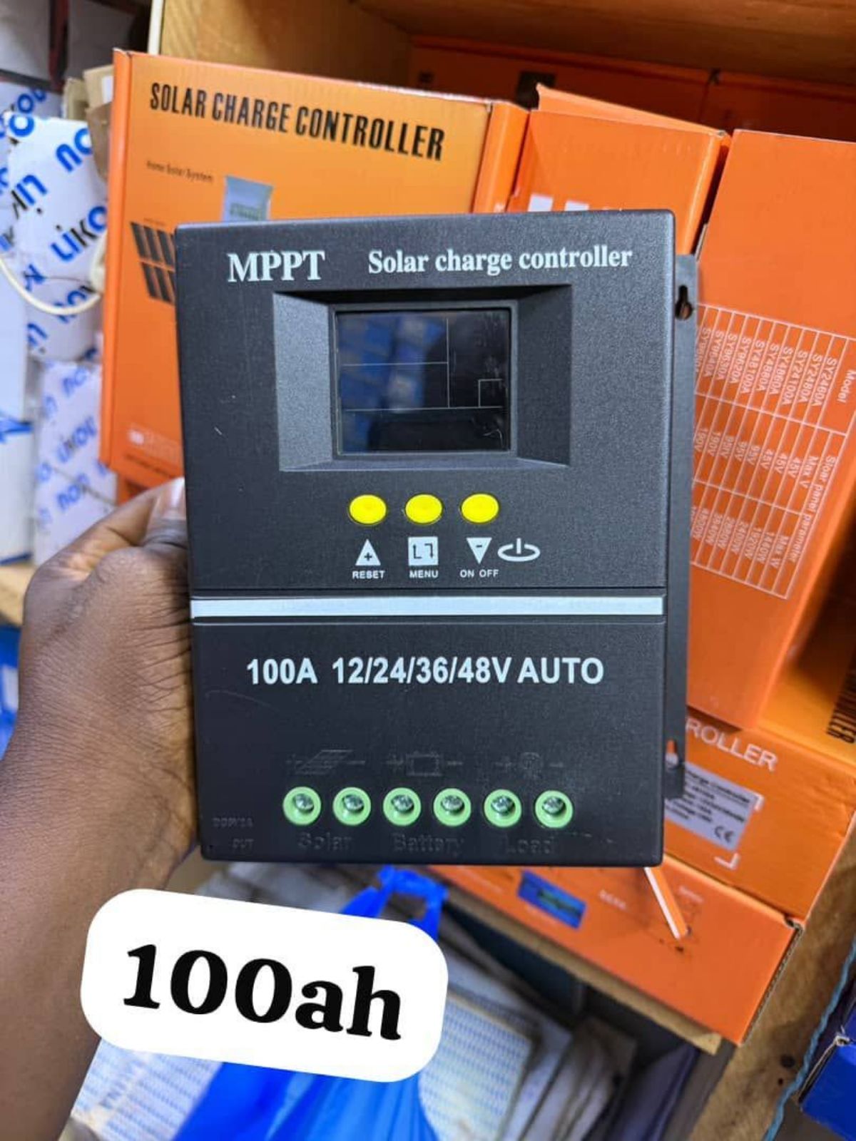 Régulateur MPPT 100A