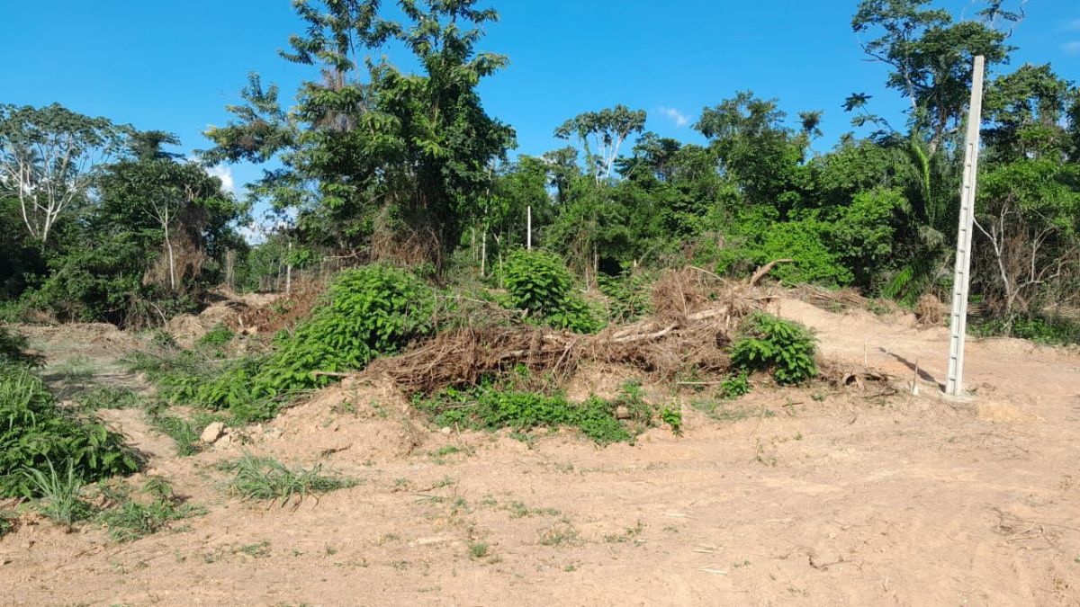 Terrain à vendre à Adzopé bien placé