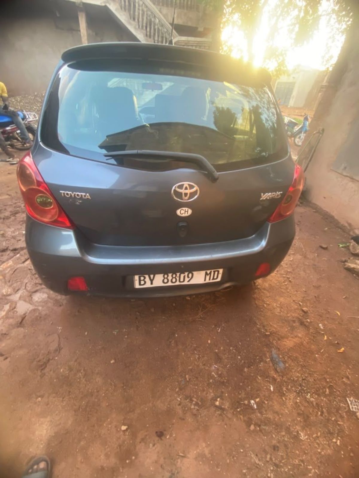 Toyota yaris - photo 3