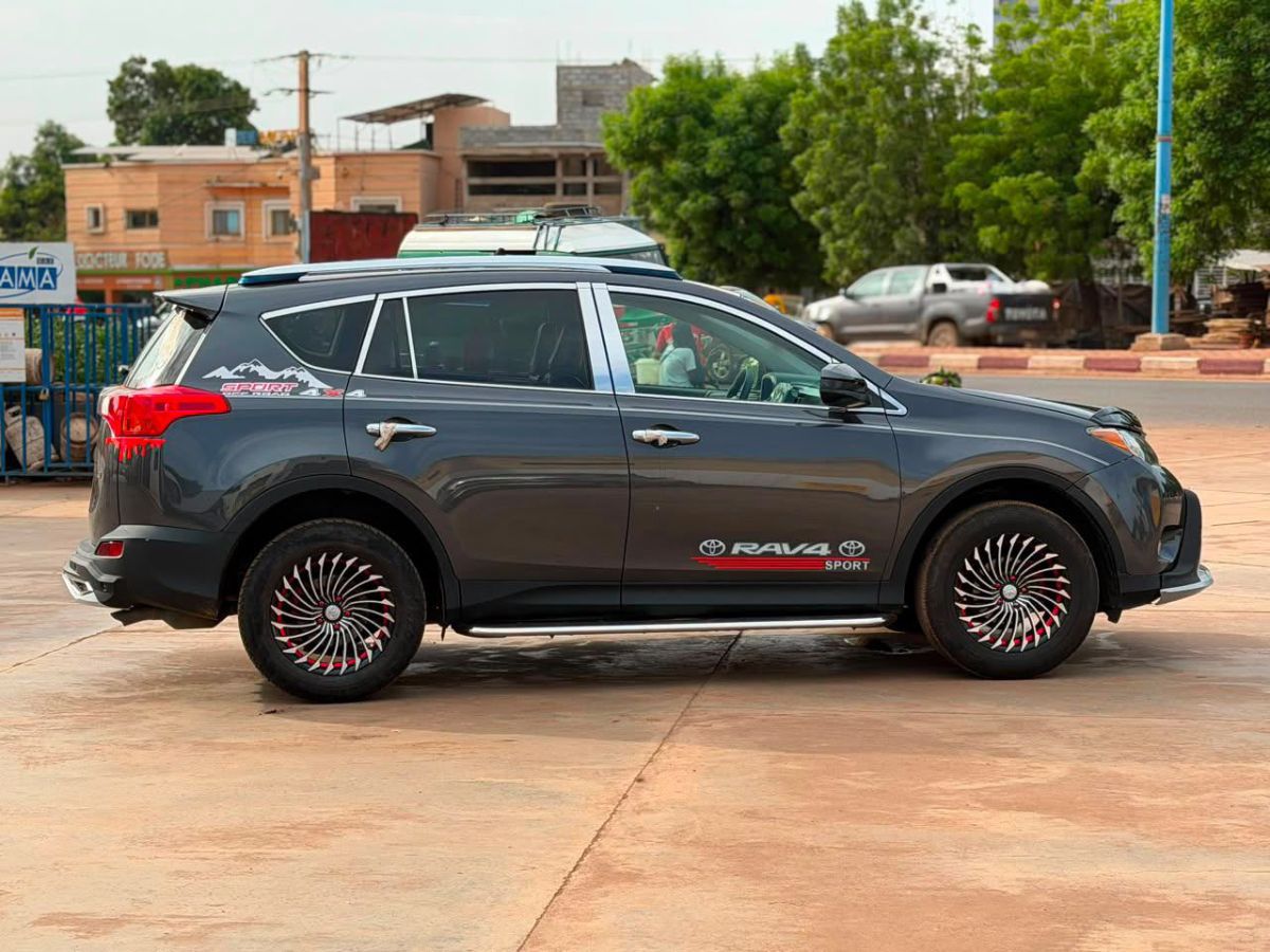 Toyota rav4 - photo 3
