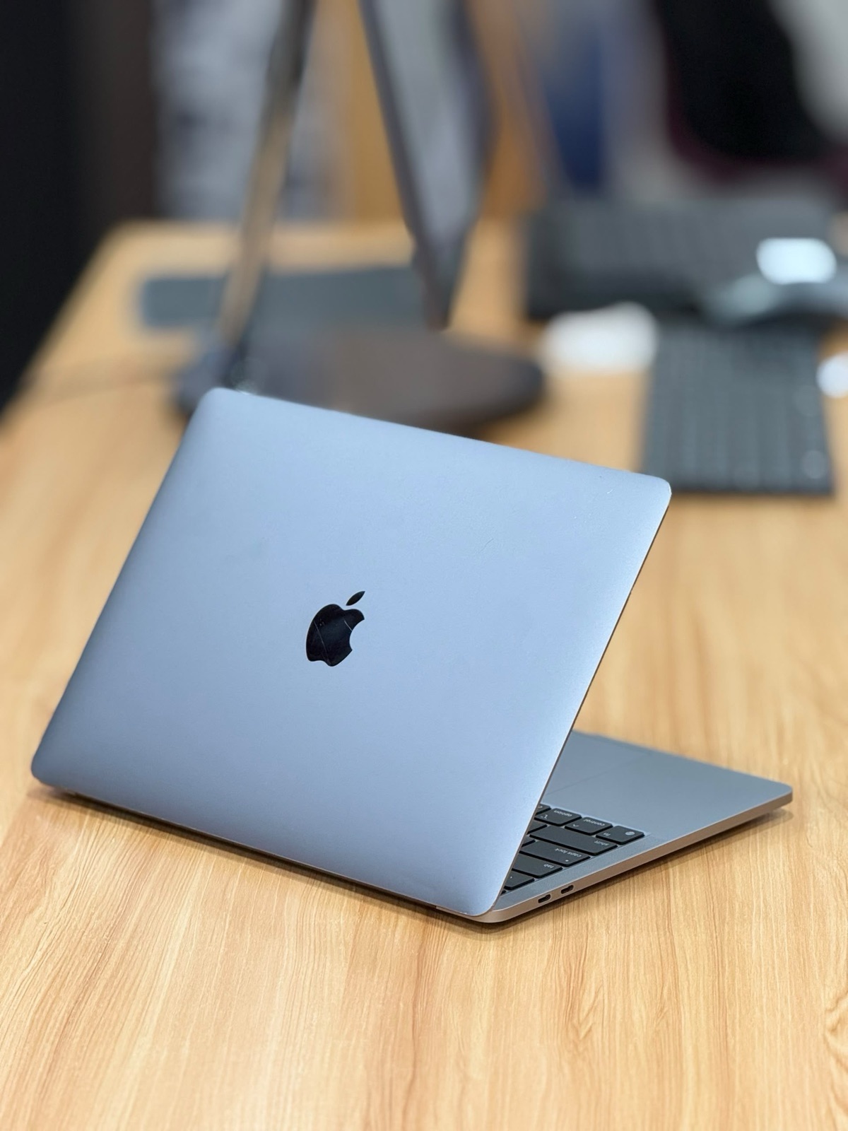 *MACBOOK PRO 2020 M1*  Écran Retina 13.3´(2560 x