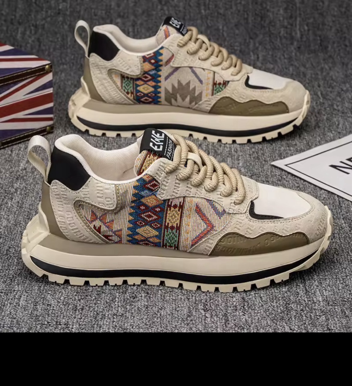 Chaussures fermées à vendre