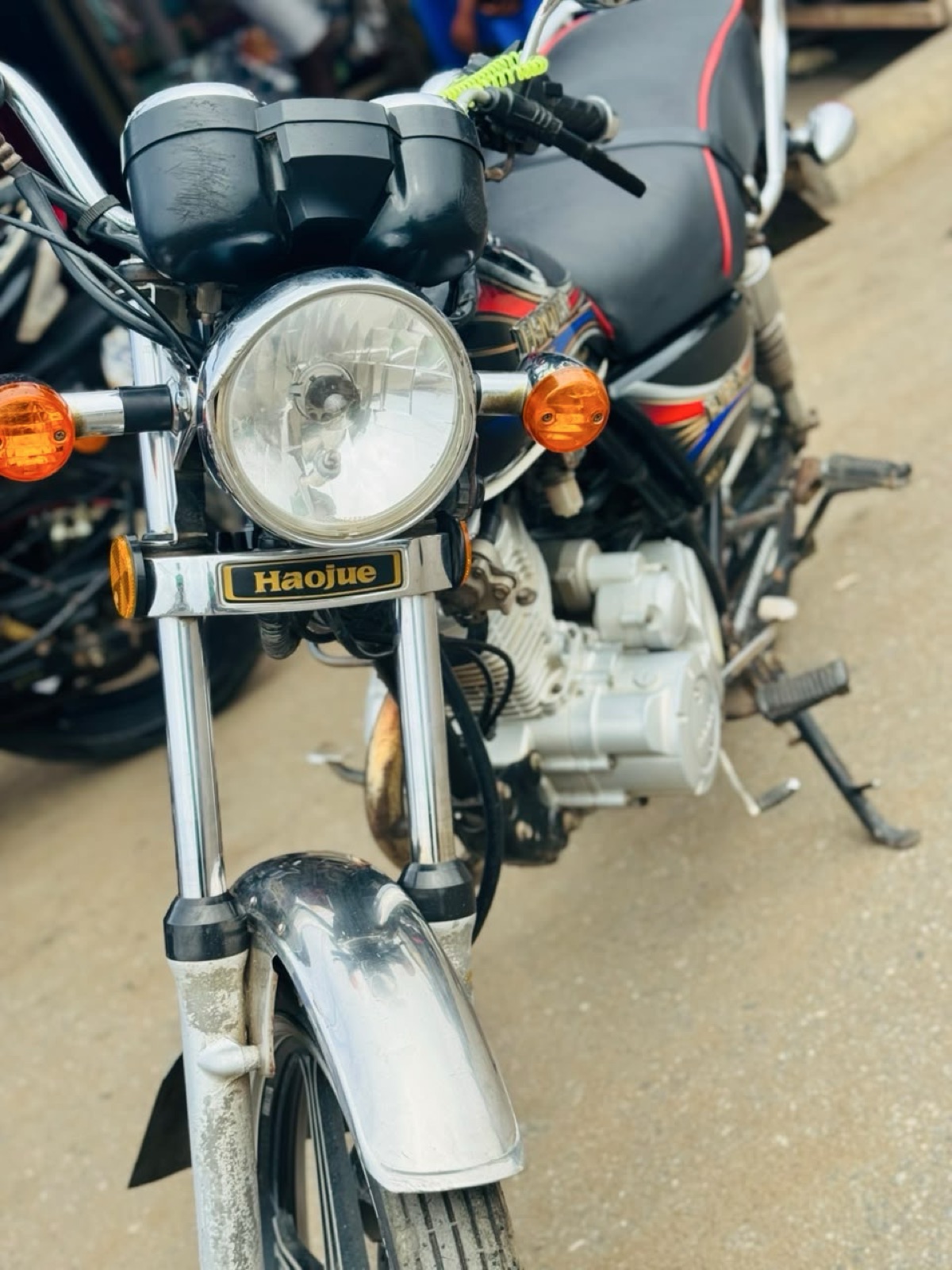 MOTO HJ MÉTRO
