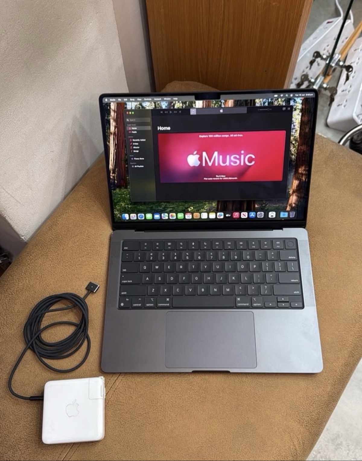 Apple MacBook M4 Max 16&Prime; – 1To 48Ram