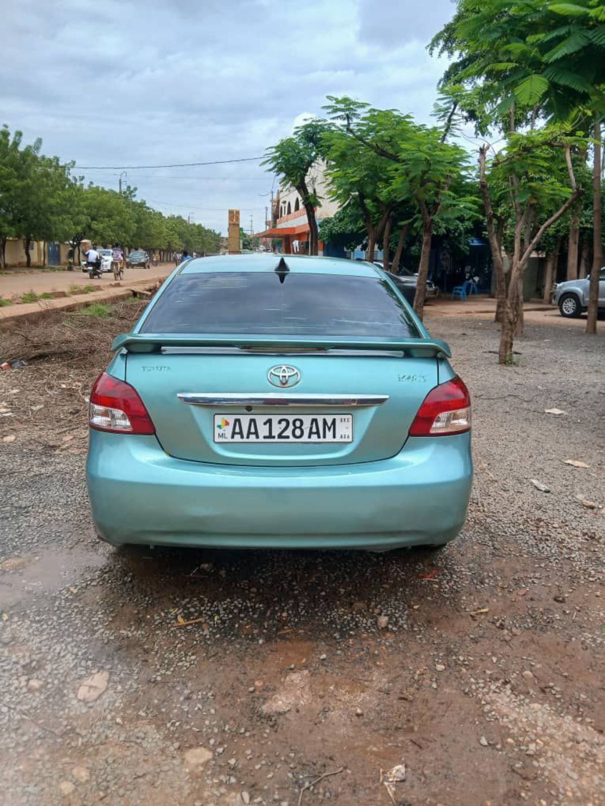 Toyota yaris - photo 2