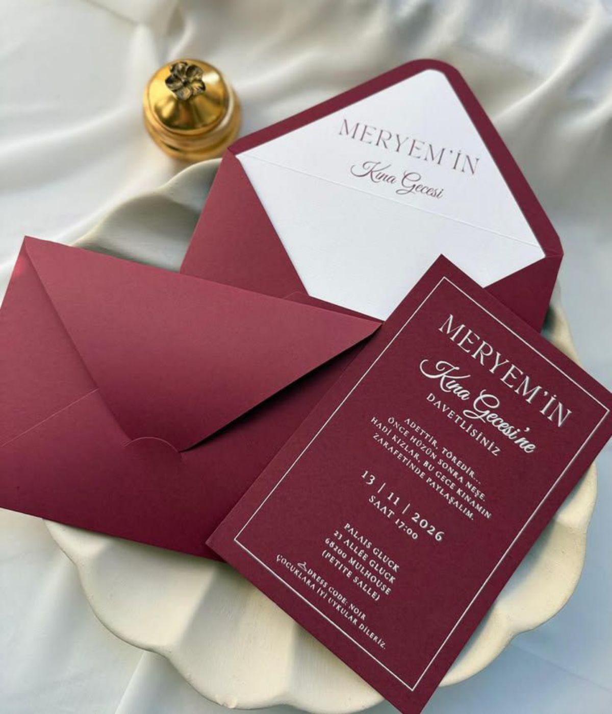 Réalisation de cartes d&rsquo;invitation personnalisées