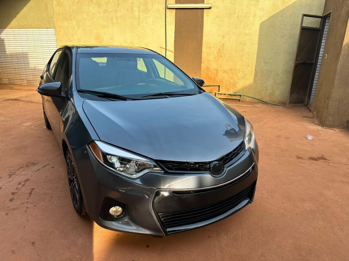 TOYOTA COROLLA S – ANNÉE 2015
🇺🇸 venue des Usa