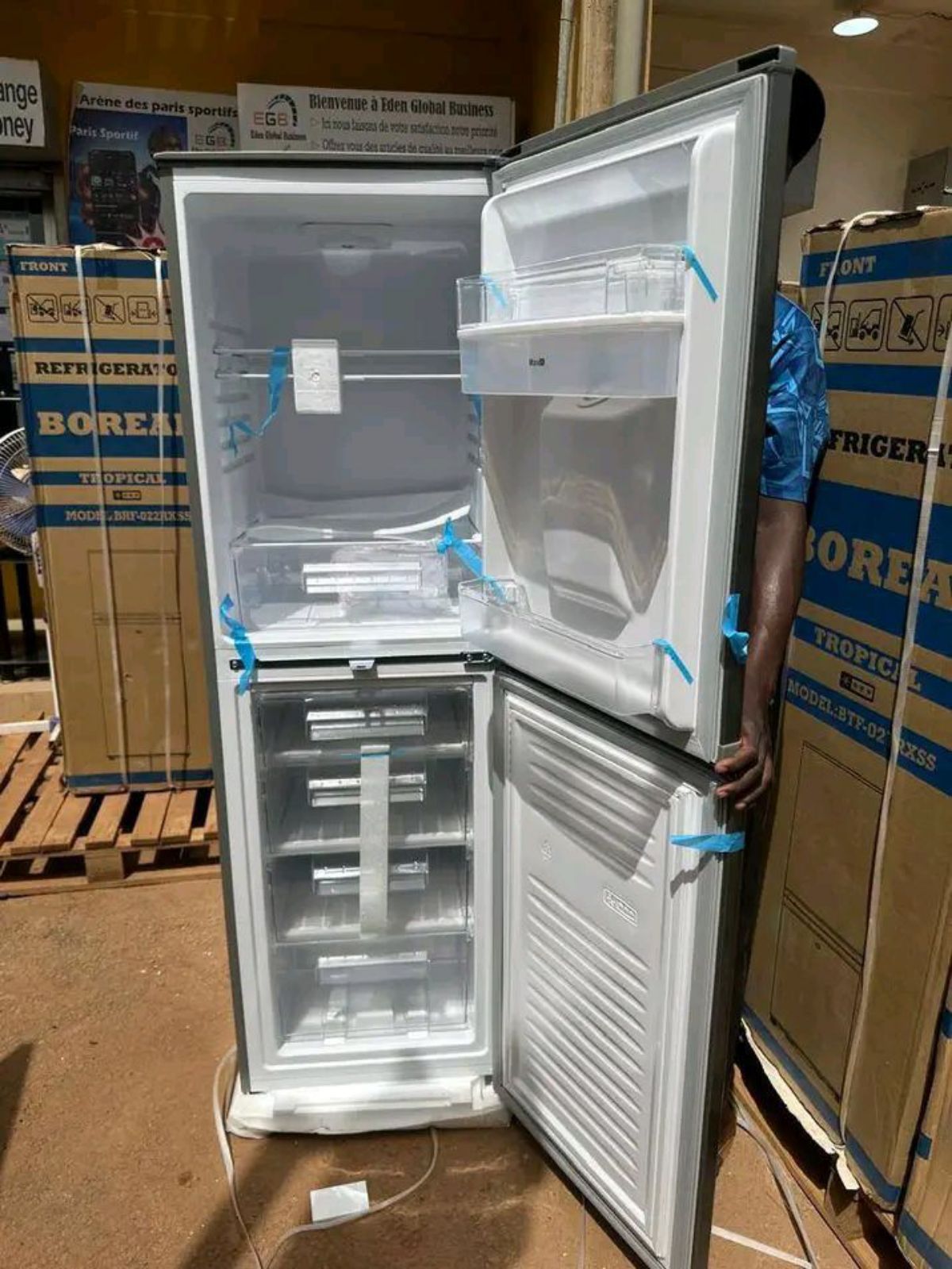 FRIGO 330L NEUF + FONTAINE À EAU - photo 2