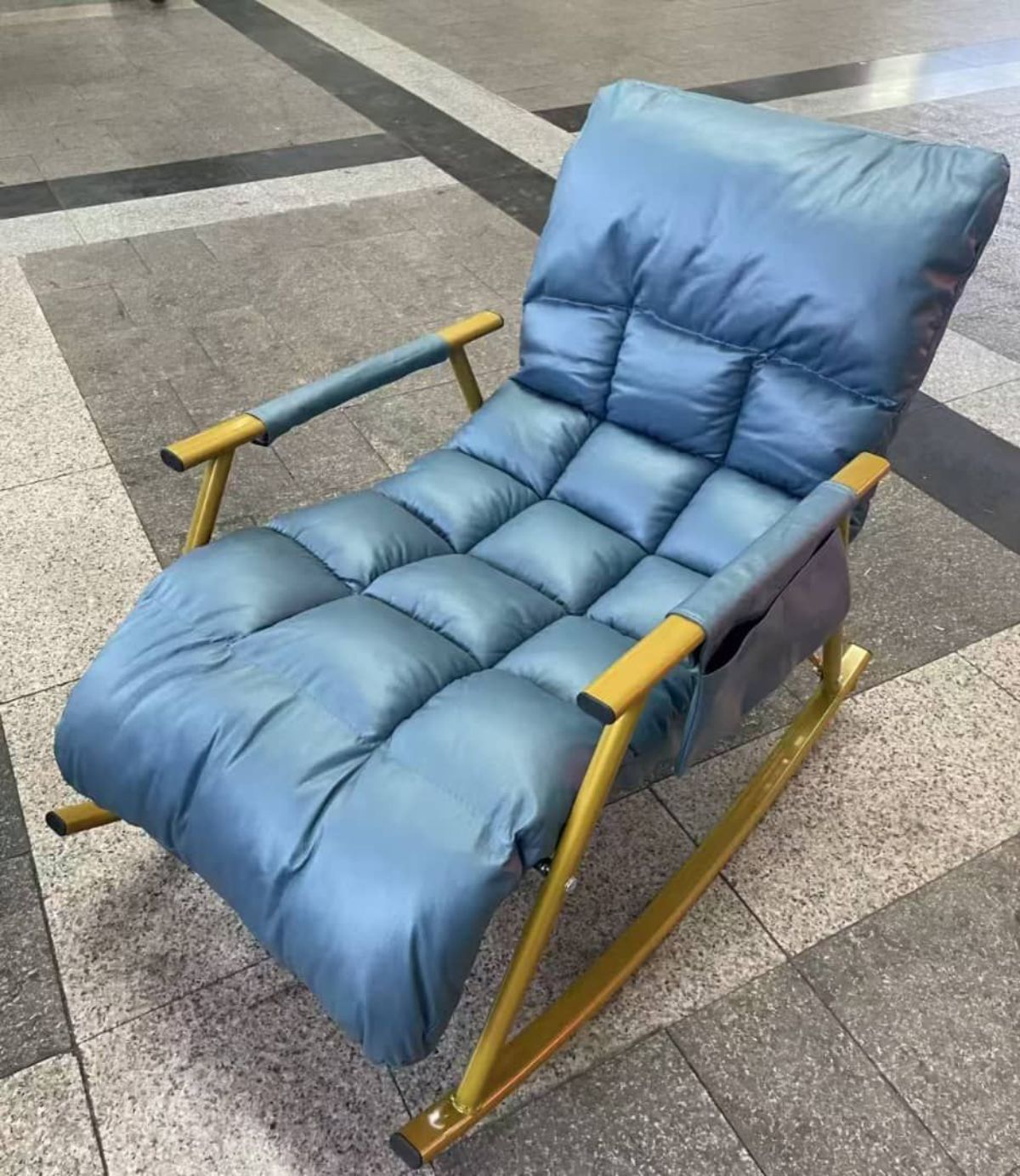 Fauteuil à bascule