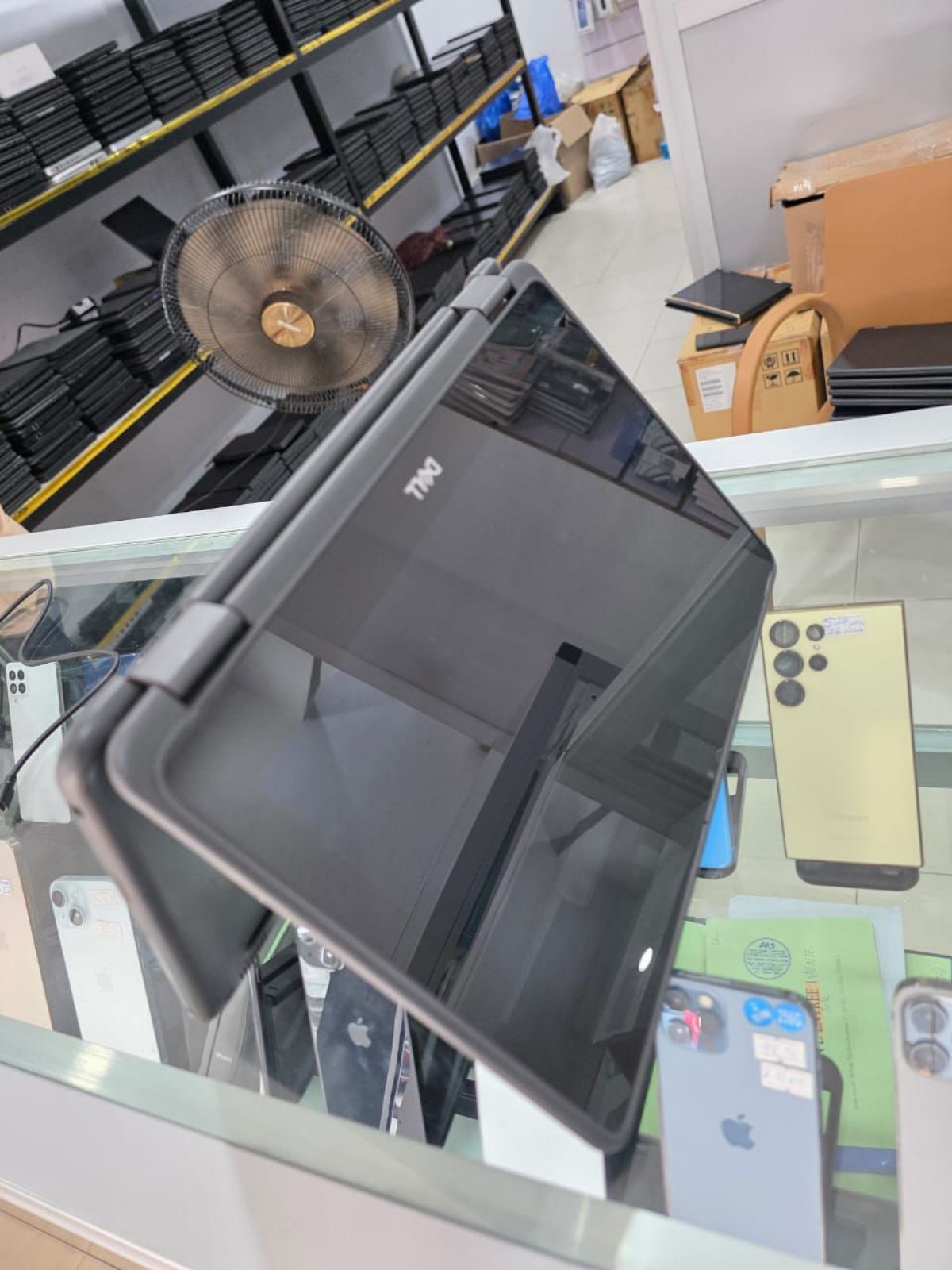 Dell latitude 3190 2en1 – 12 pouces pliable - photo 3