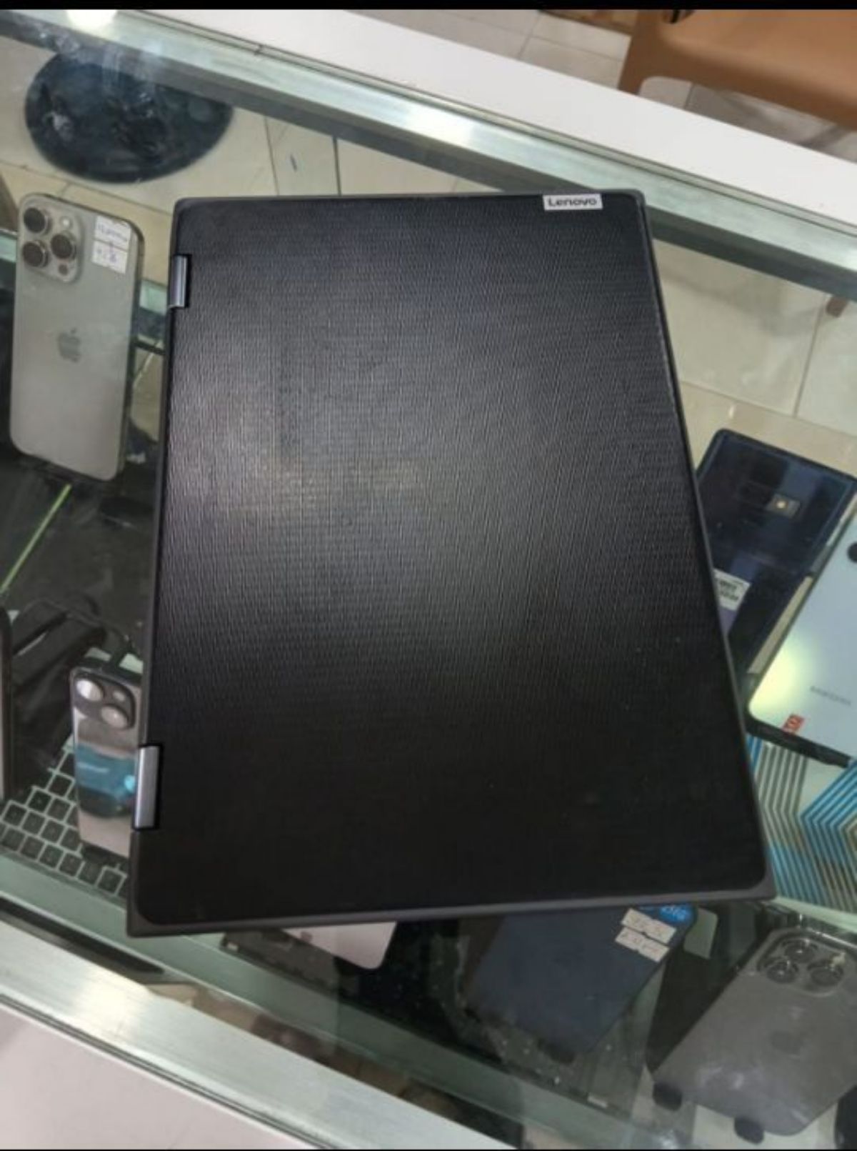Ordinateur portable disponible - photo 2
