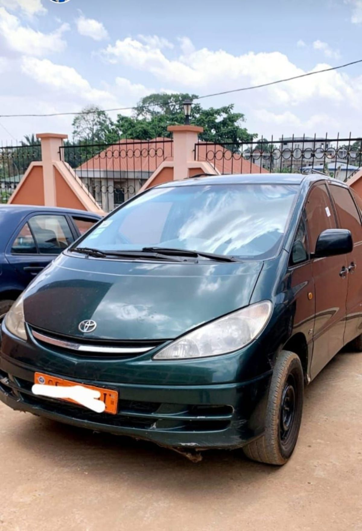 Toyota Prévia 7 places au plus offrant