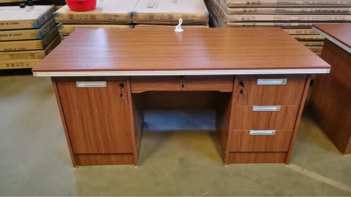 Bureau neuf à vendre