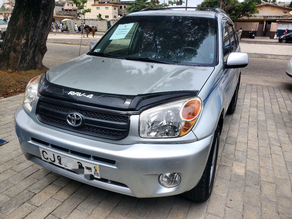A vendre RAV4 2004