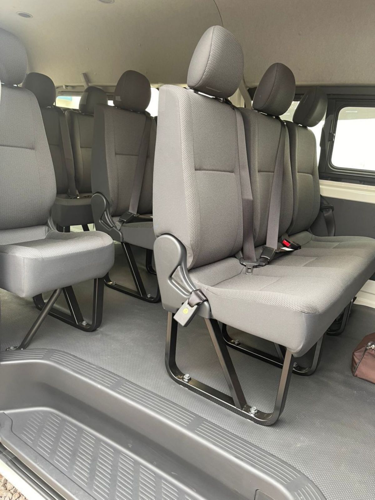 Location d&rsquo;un minibus de 15 places - photo 2