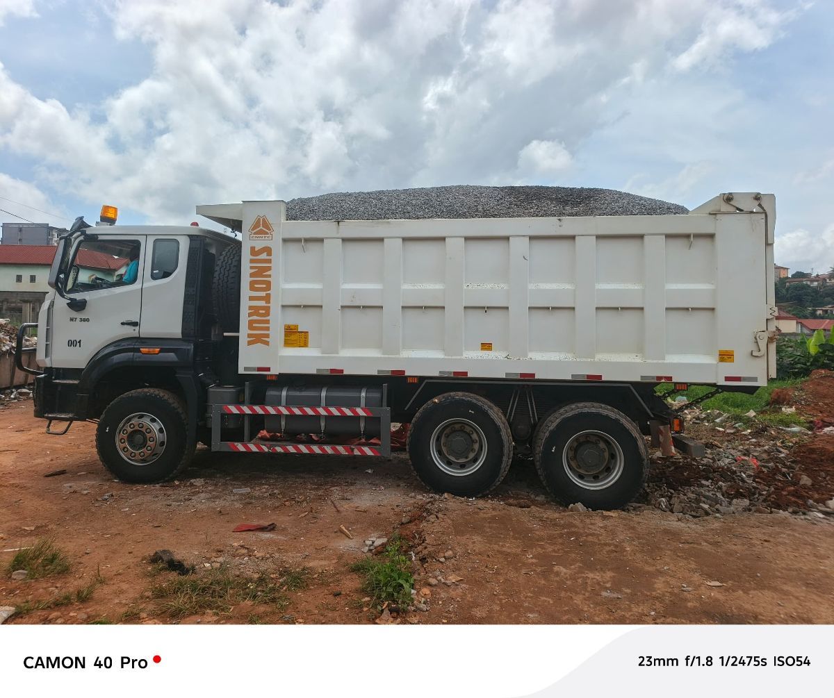 Location d&rsquo;une flotte de 30 camions bennes - photo 3