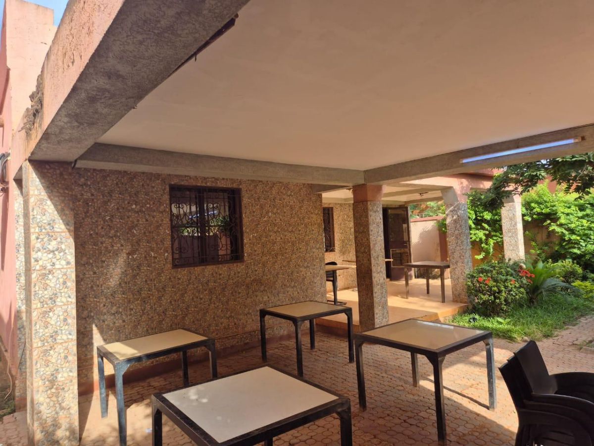 VILLA EN VENTE– CITÉ AZIMO, OUAGA 2000 - photo 3
