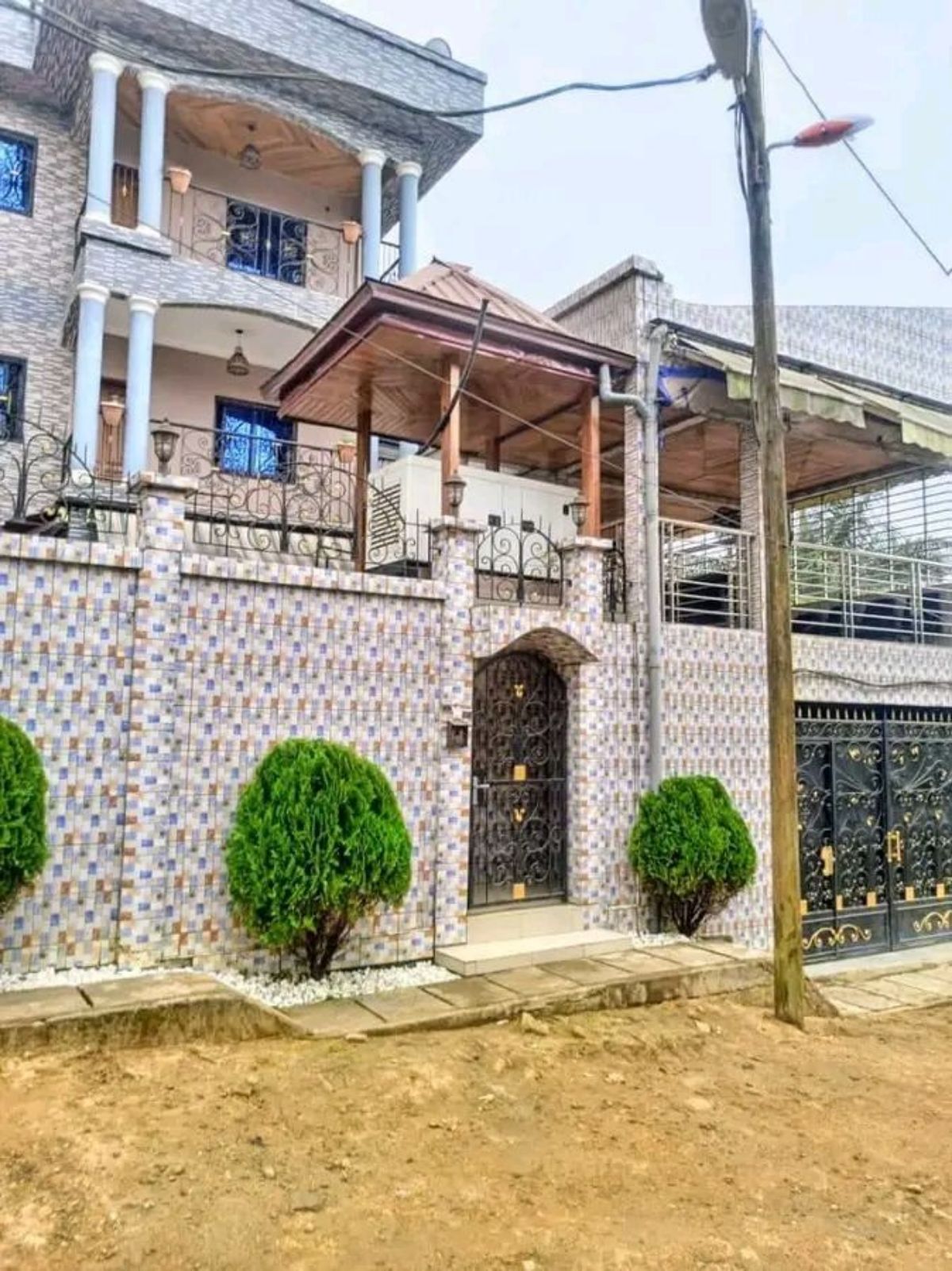 Immeuble à vendre à Douala au Quartier Yassa