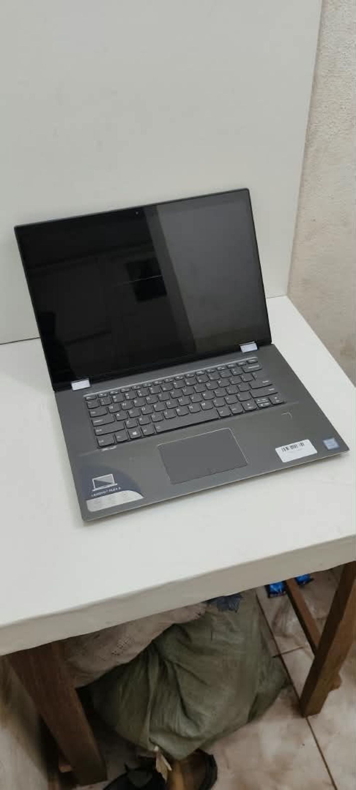 Lenovo Yoga core i5- 8Go-256gb SSD