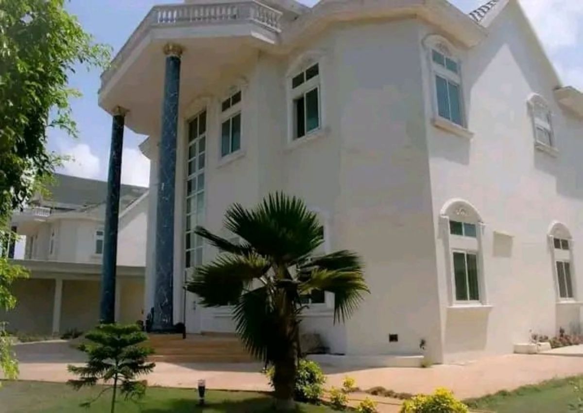 Villa à vendre Cotonou Erevan - photo 2