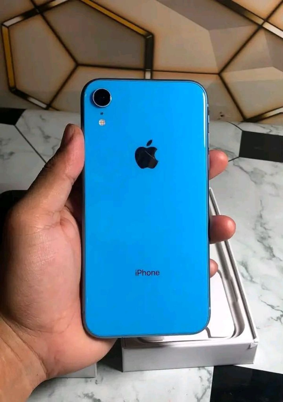 iPhone XR