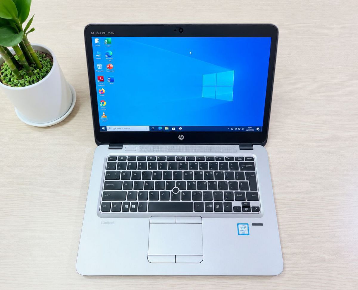 HP EliteBook 820 G3 – Core i5 - photo 2