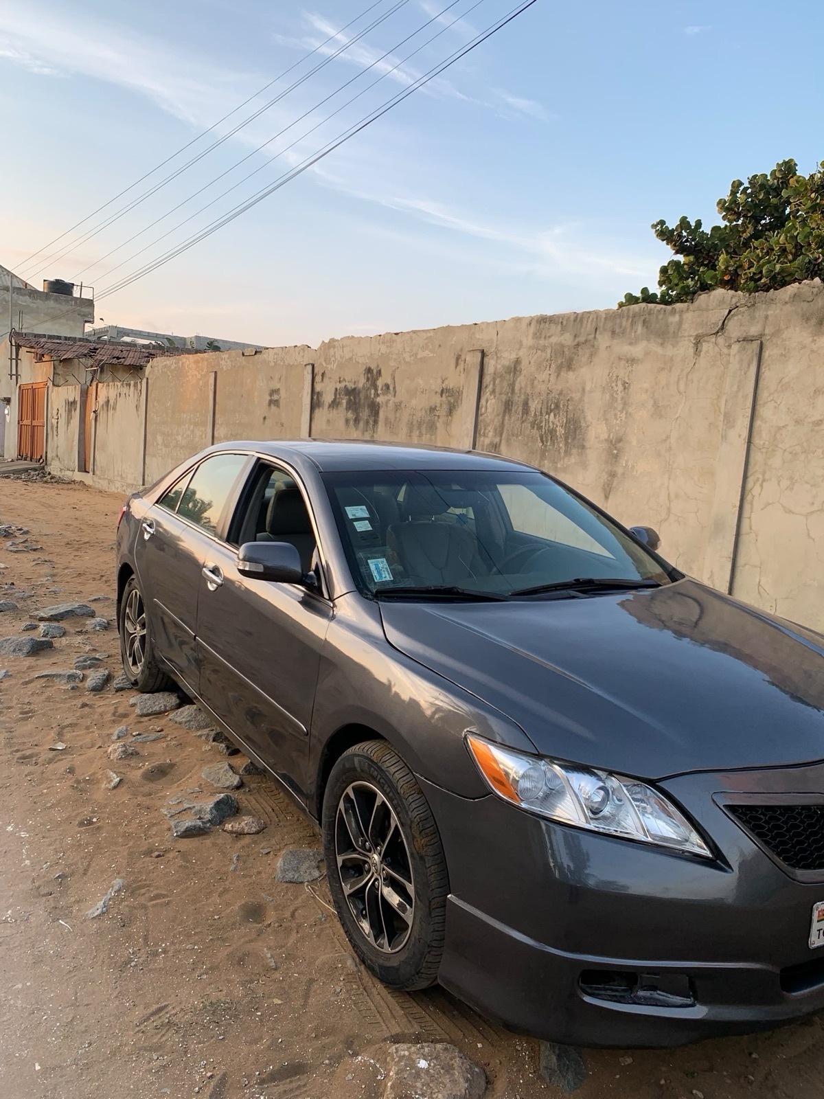 Toyota Camry 2010 clean negociable - photo 2