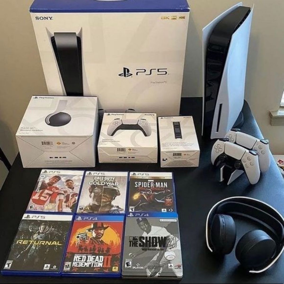 PlayStation 5 standard - photo 2