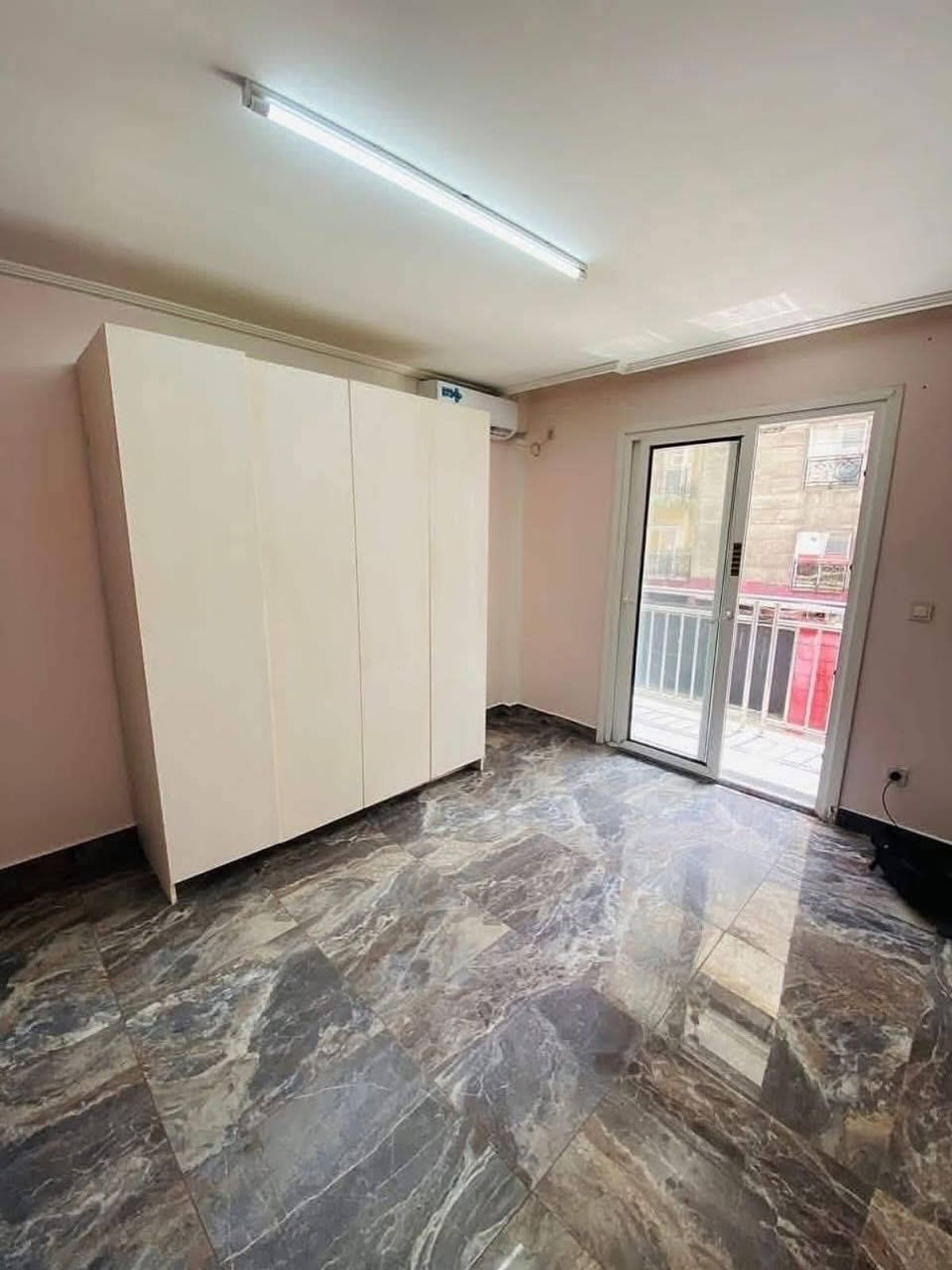 Appartement moderne a louer a Bonapriso - photo 2