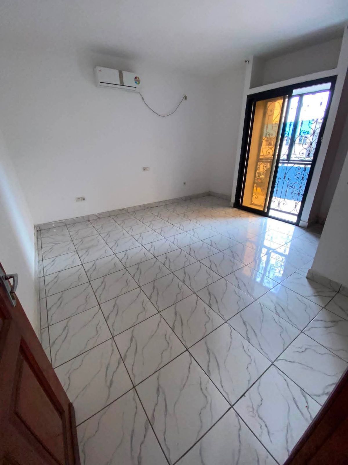 Appartement moderne a louer a Bonapriso - photo 2
