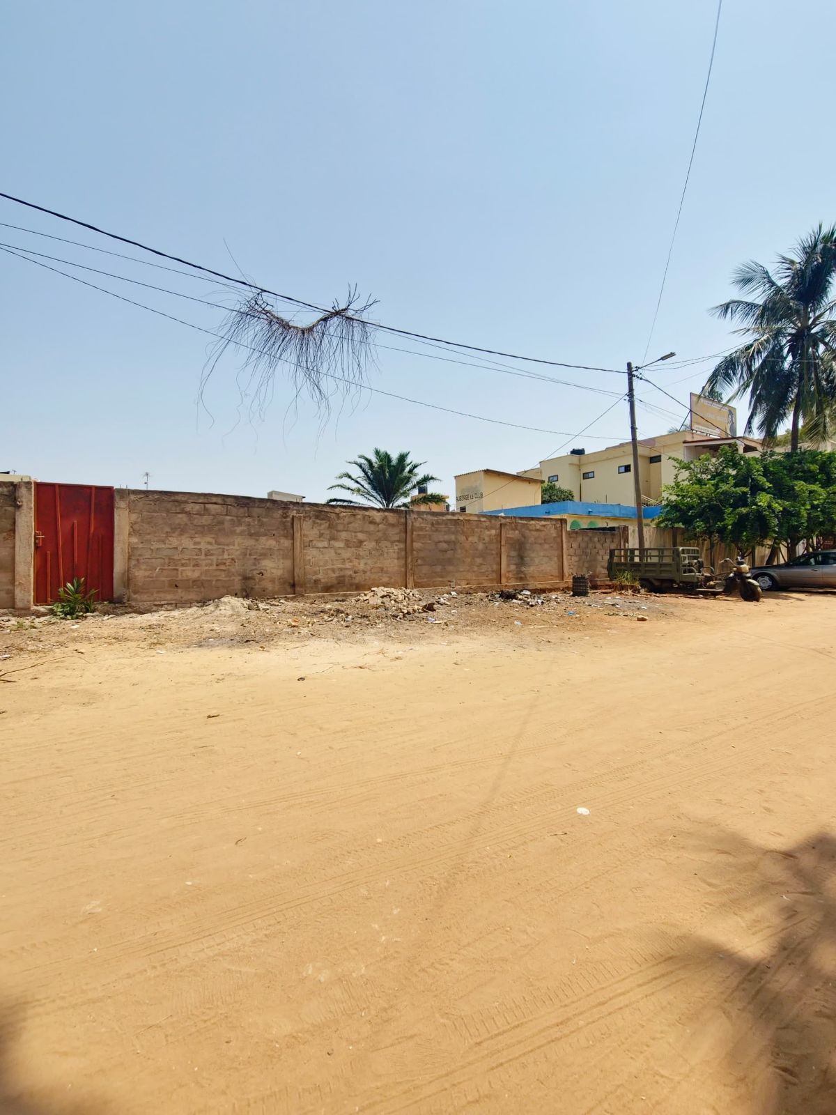Deux lots collés Angle de rue Adidoadin - photo 2