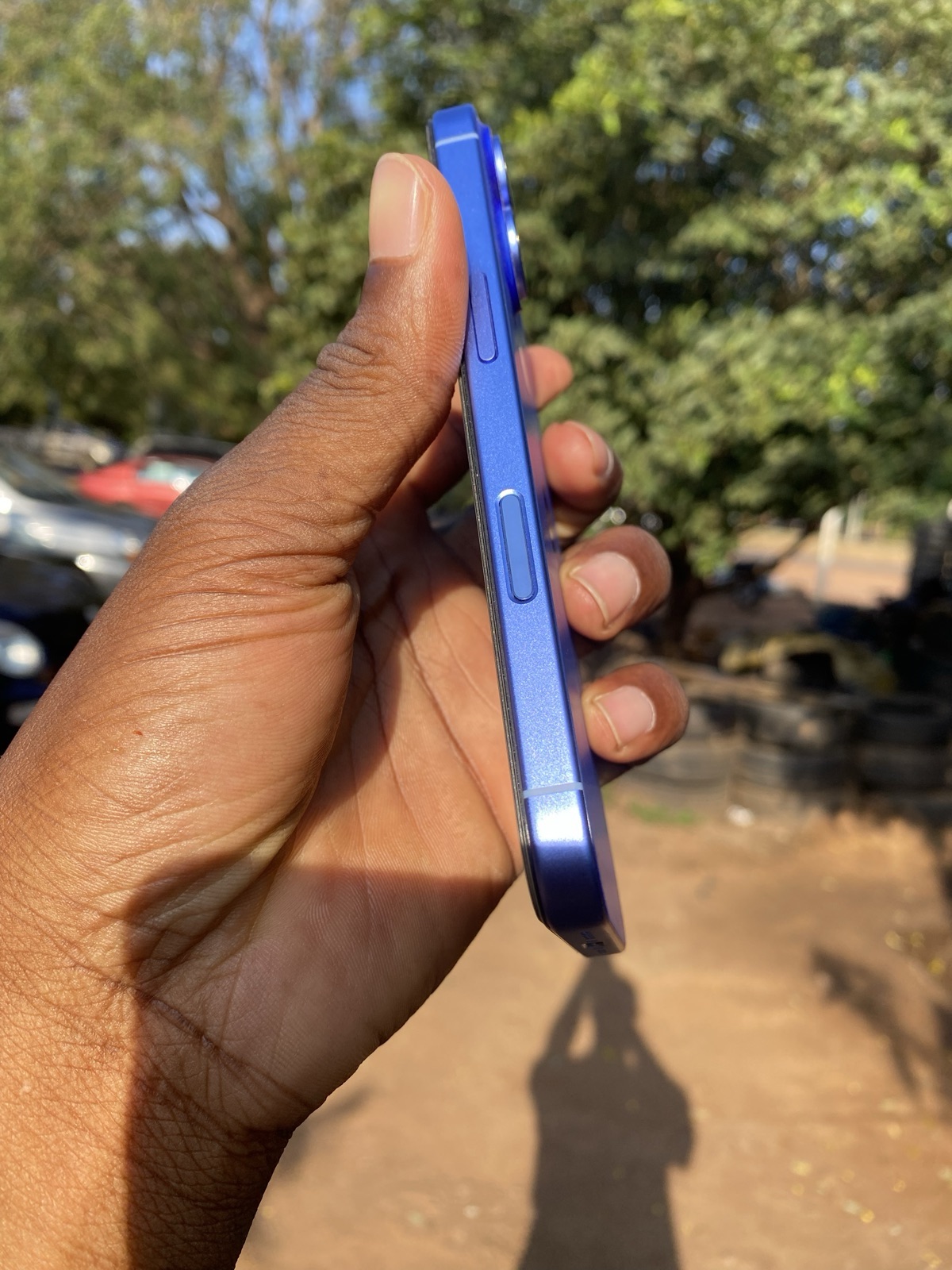 IPhone 16 - photo 2