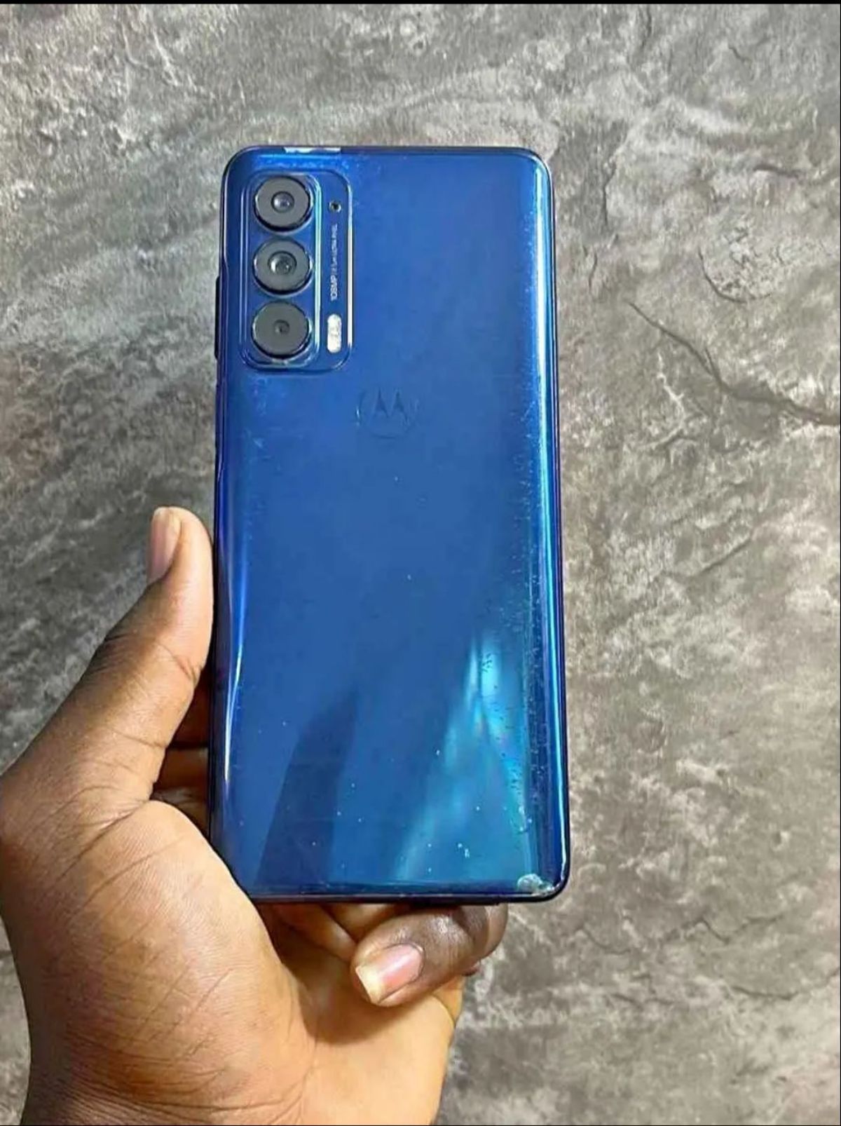 Motorola edge 5g 2021 - photo 2