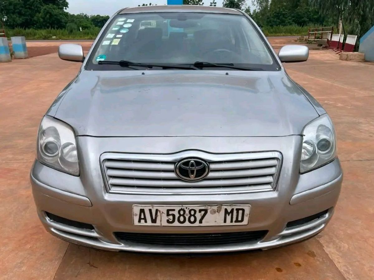Avensis nouveau Essence Manuel Climatisé - photo 3