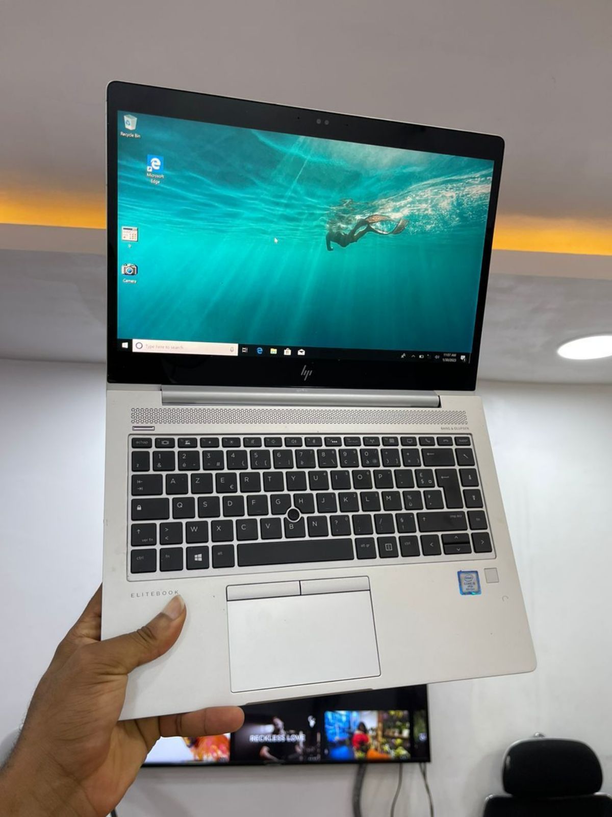Hp elitebook 840 G6 - photo 2