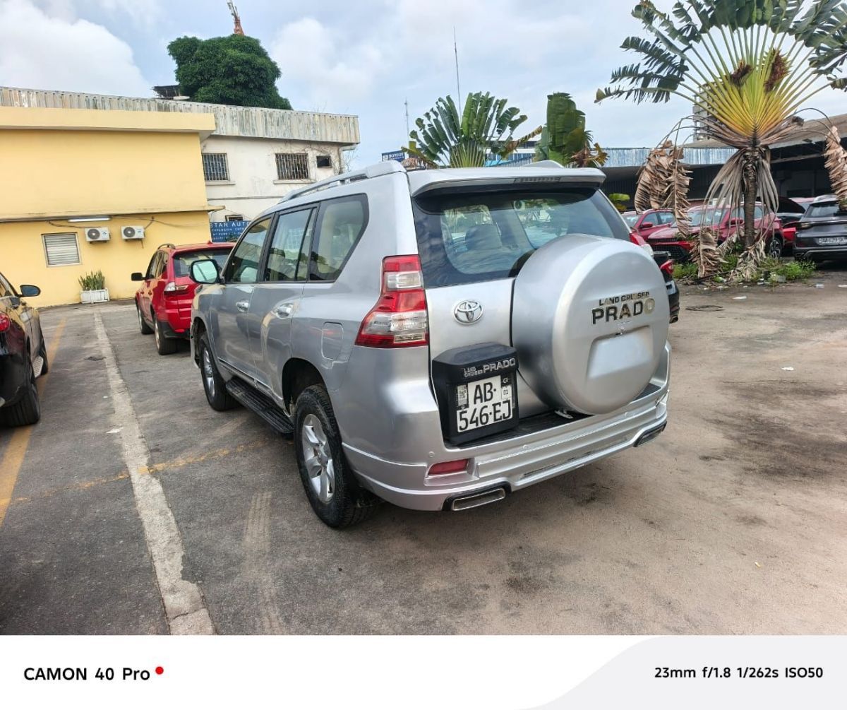 Toyota Land Cruiser Prado 2018 - photo 3