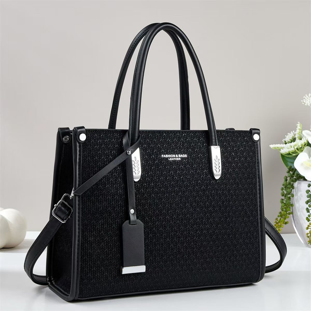 Sac Cabas « Fashion & Bags » Noir – Effet Tissé