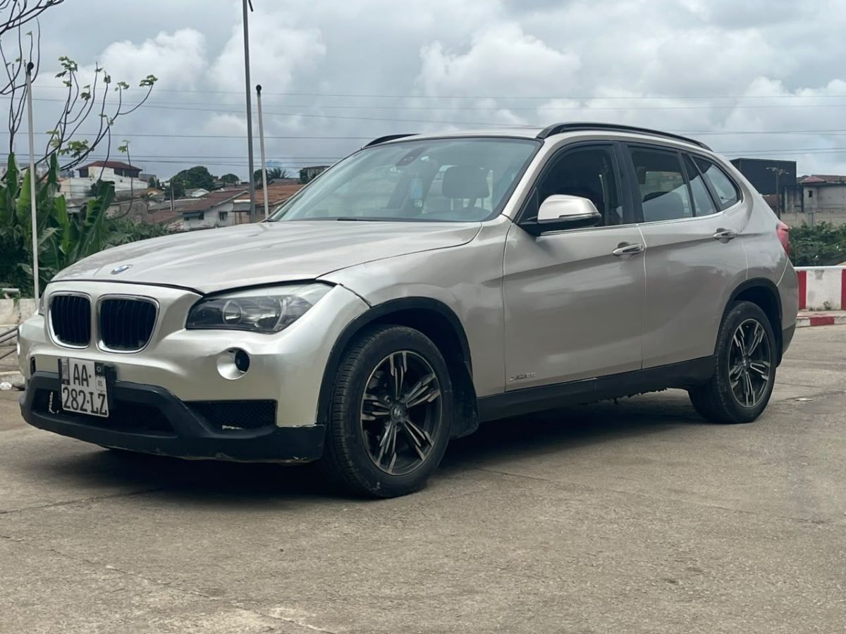 Bmw x1 - photo 2