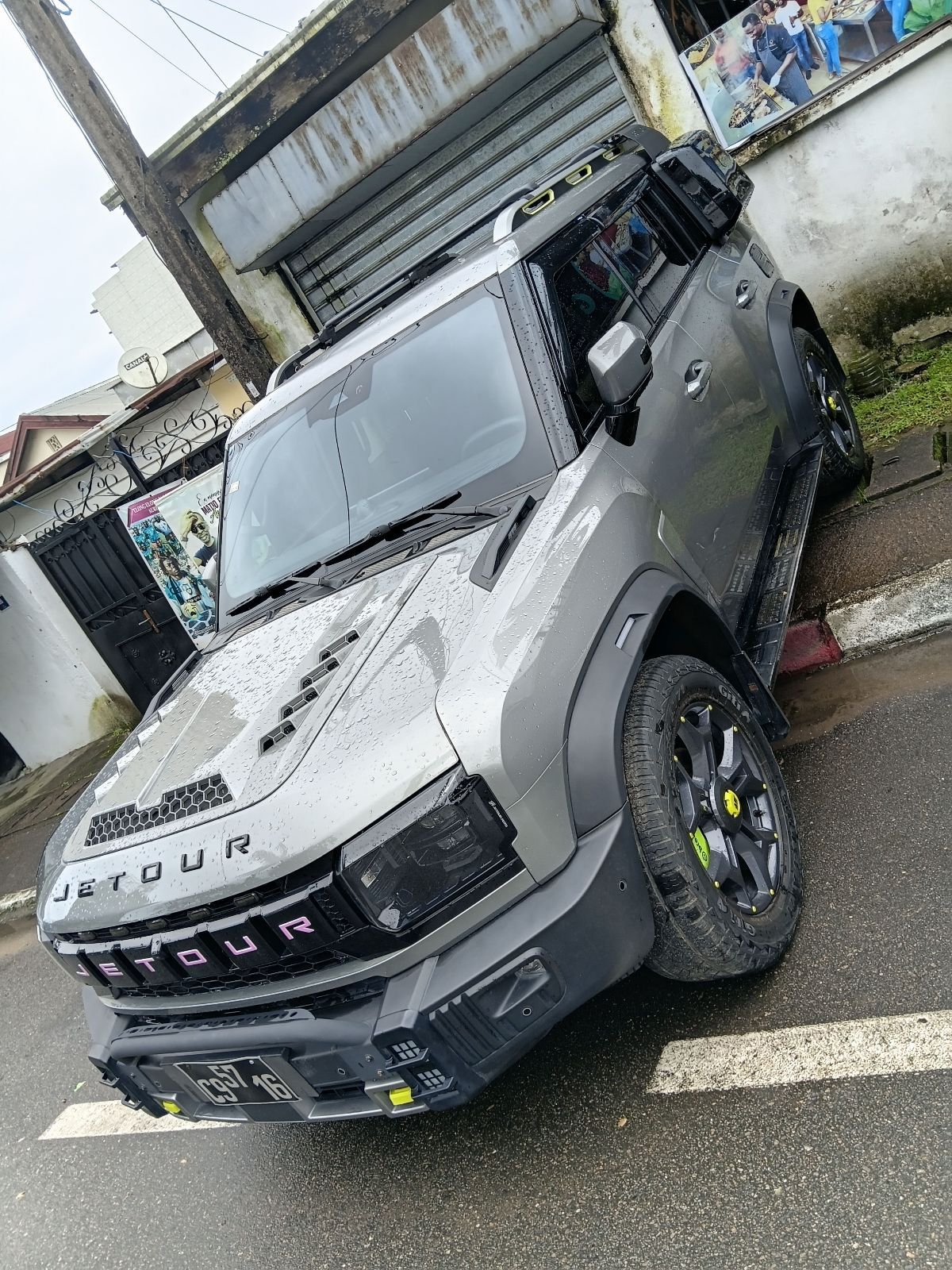 jetour t 2 année 2025 4×4 flamban neuve a vendre