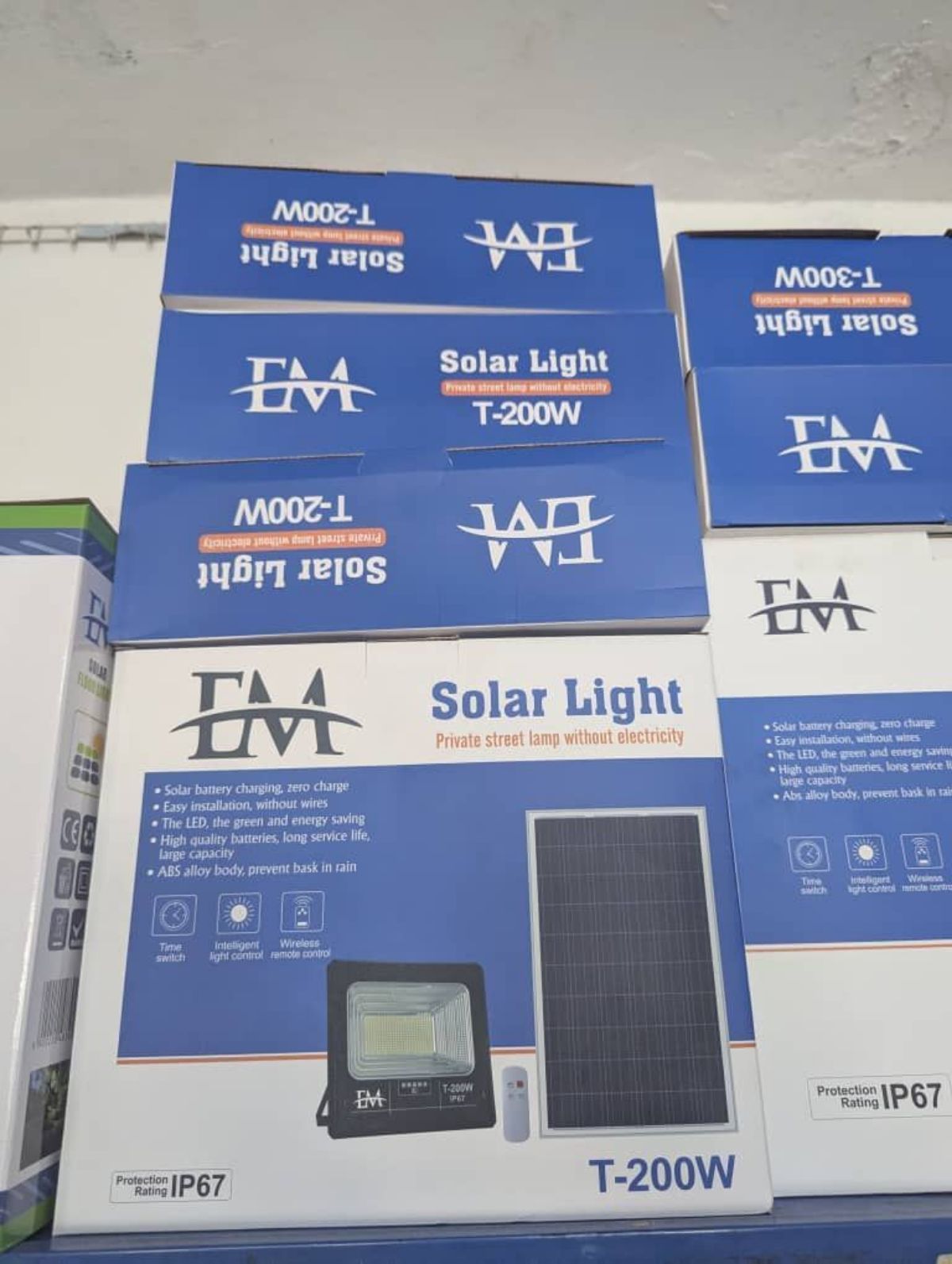 projecteur solaire rechargeable 200w - photo 2