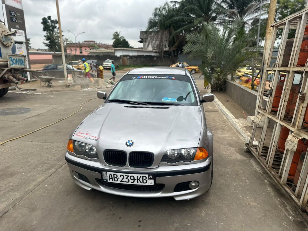 BMW E46 PHASE 2 MANUELLE ESSENCE
