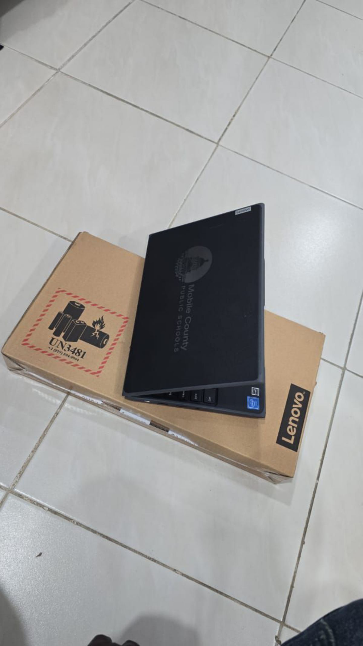 Lenovo 100E (Neuf) - photo 2