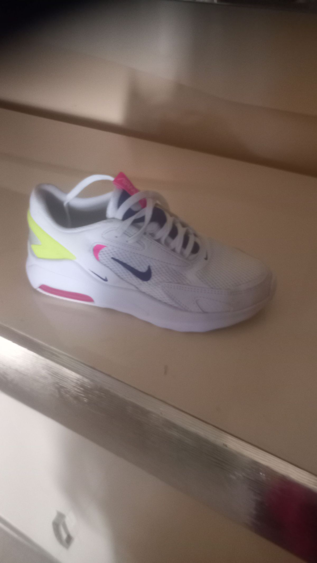 Chaussure femme p39  Nike air max à vendre