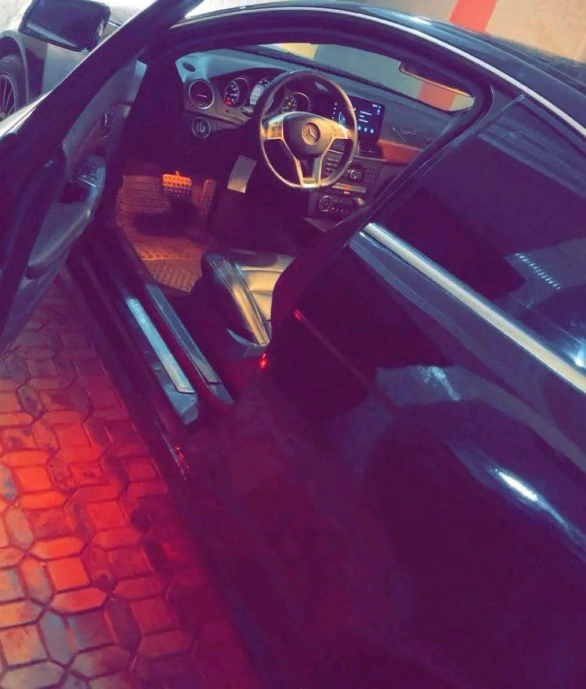 MERCEDES C250 - photo 3