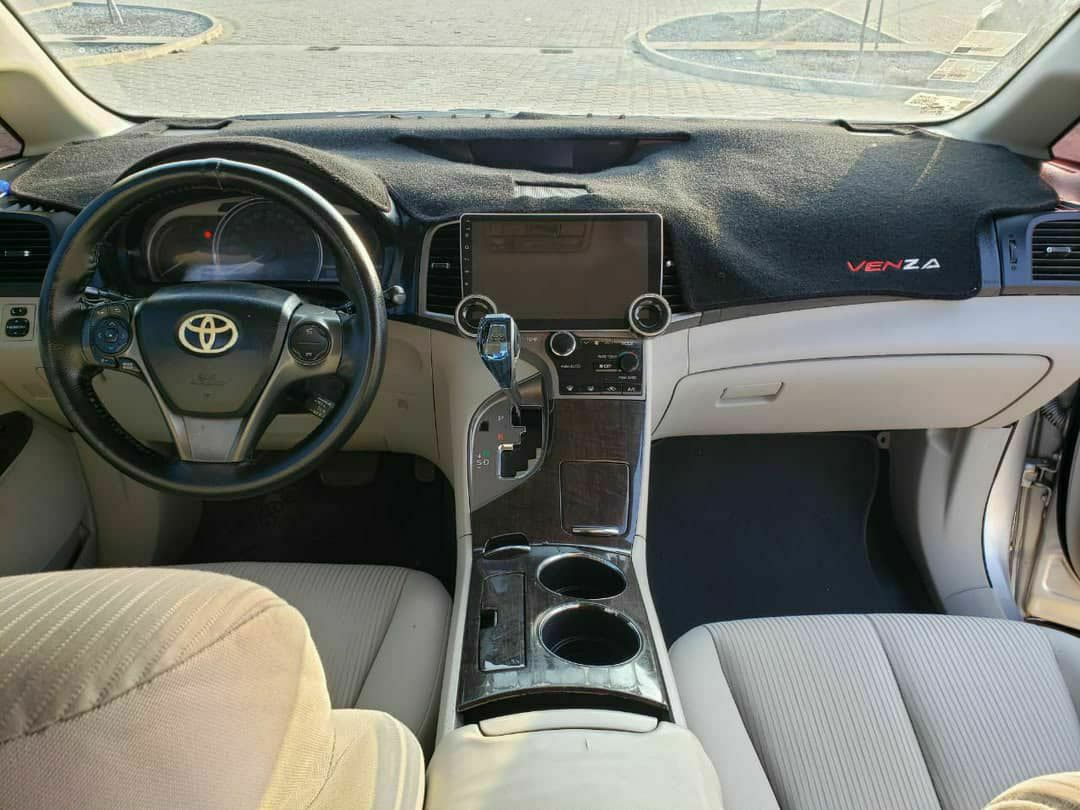 Toyota venza 2012