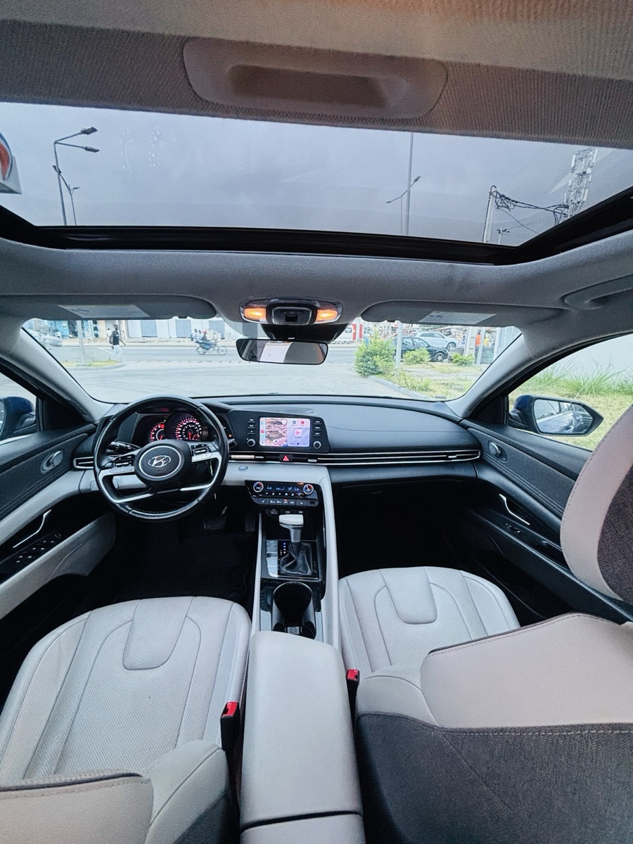 HYUNDAI ELANTRA 2022 - photo 3