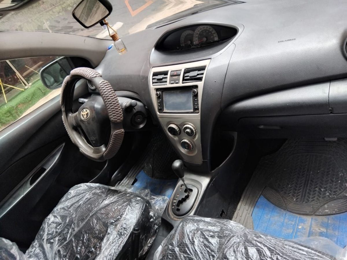 Toyota Yaris Année 2007, occasion très propre - photo 3