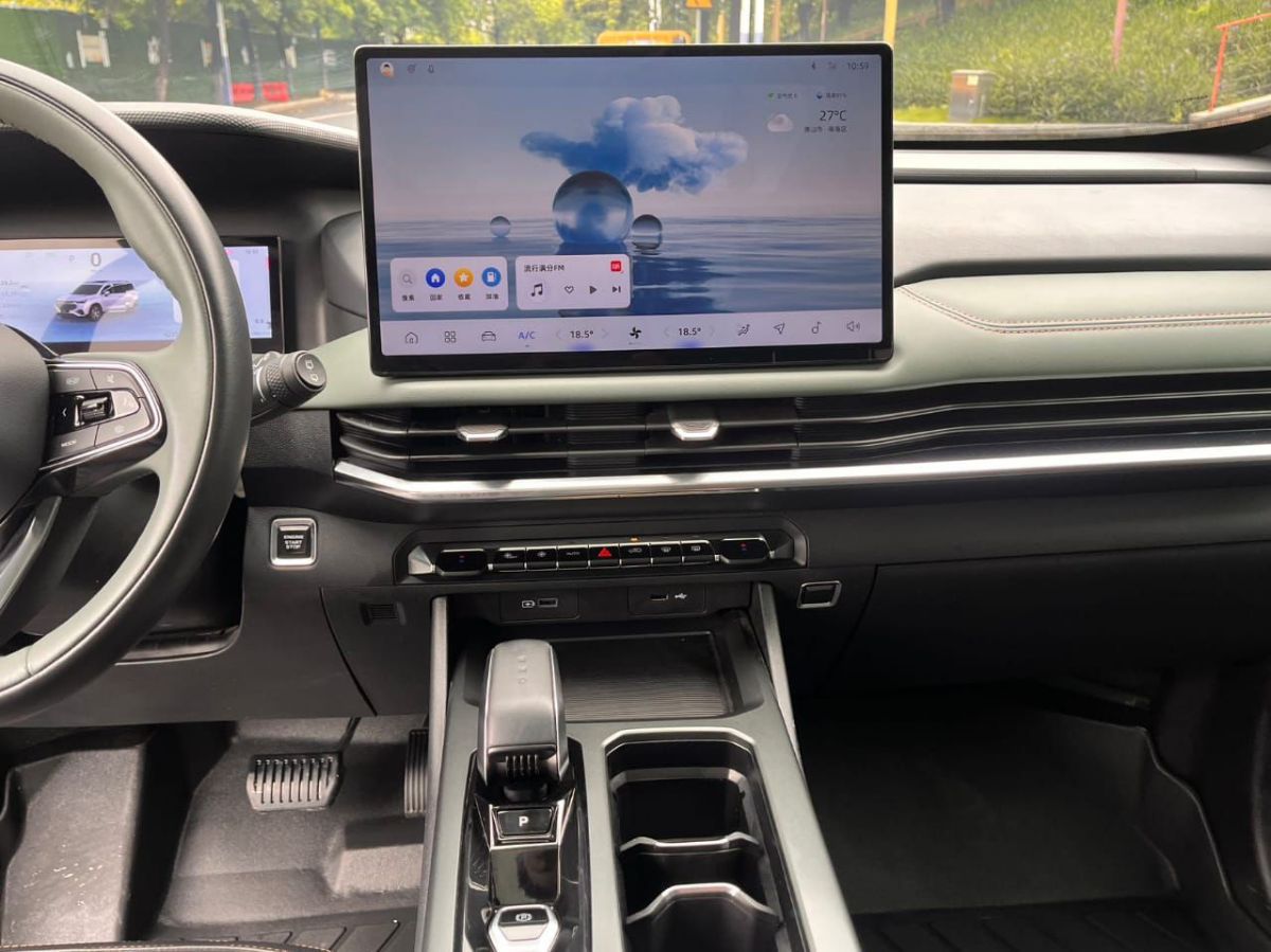 Geely Okavango 2.0T (2024) – 7 Places / SUV Famil - photo 2